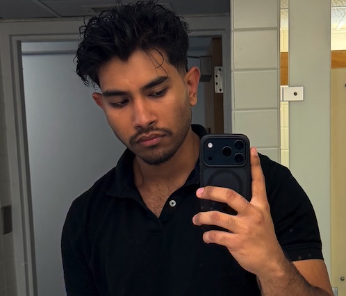 Mirror selfie of MD Rabbi